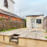 Rent 3 bedroom house in Wales