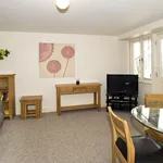 Rent 2 bedroom flat of 45 m² in Torquay