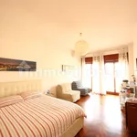 Rent 2 bedroom apartment of 40 m² in Naples