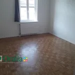 Appartement de 7954 m² avec 3 chambre(s) en location à LYON