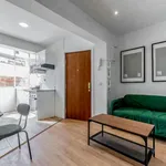 Rent 4 bedroom apartment in Valladolid