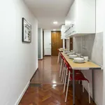 Rent a room of 250 m² in Madrid