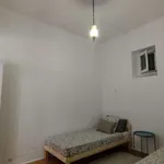 Rent 2 bedroom apartment of 75 m² in lisbon