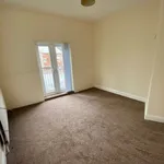 Rent 3 bedroom flat in North East England