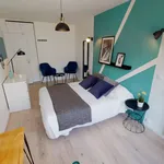  appartement avec 3 chambre(s) en location à Paris