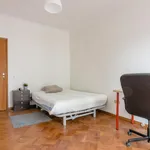 Rent 7 bedroom apartment in Lisbon