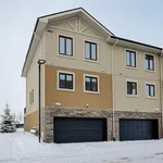 Maison de 1732 m² avec 3 chambre(s) en location à Edmonton