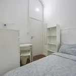 Rent a room in lisbon