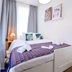 Huur 4 slaapkamer appartement van 100 m² in Ixelles - Elsene