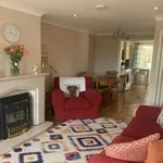 Rent 3 bedroom flat in Wales