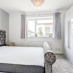 Rent 2 bedroom flat in East Hertfordshire