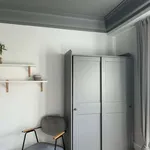 Rent a room in lisbon