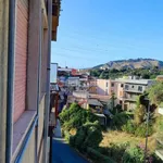 Rent 5 bedroom apartment of 120 m² in Reggio di Calabria