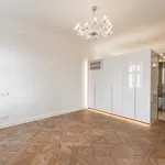 Rent 5 bedroom apartment in Prague