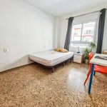 Alquilar 4 dormitorio apartamento en Valencia