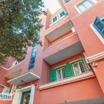 Affitto 3 camera appartamento di 83 m² in Rome