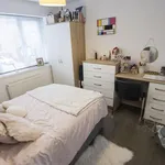 Rent 5 bedroom flat in West Midlands