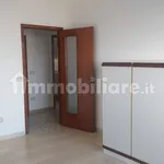 Affitto 5 camera appartamento di 140 m² in Taranto