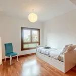 Rent 2 bedroom apartment of 128 m² in lisbon