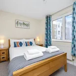 Rent 2 bedroom flat in Brighton Marina