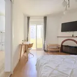 Rent a room in lisbon