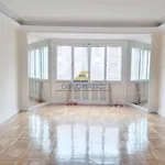 Rent 5 bedroom apartment of 501 m² in Madrid