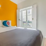 Rent 2 bedroom apartment of 85 m² in Lisbon