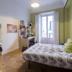 Rent a room of 150 m² in madrid