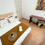 Rent 4 bedroom apartment in Valencia