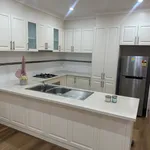 Rent 3 bedroom apartment in Mill Park