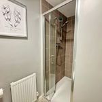 Rent 3 bedroom flat in North West England