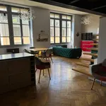 Appartement de 1690 m² avec 4 chambre(s) en location à Lyon