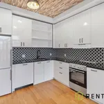 Rent 2 bedroom apartment in Brooklyn