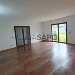 Rent 3 bedroom house of 180 m² in Leiria