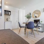 Appartement de 250 m² avec 1 chambre(s) en location à Paris