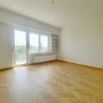 Rent 3 bedroom apartment in Ixelles