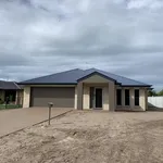 Rent 4 bedroom house in BURRUM HEADS