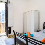 Rent a room of 100 m² in barcelona