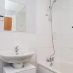 Rent 2 bedroom flat in Glasgow