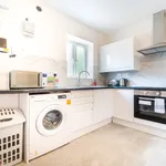 Rent 5 bedroom apartment of 74 m² in Luton