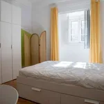 Rent a room in lisbon