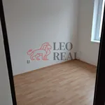 Pronajměte si 2 ložnic/e byt o rozloze 55 m² v Nový Bor