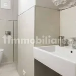 Rent 1 bedroom apartment of 30 m² in Florence