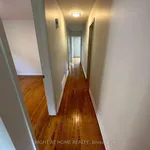 Rent 3 bedroom apartment in Toronto (Stonegate-Queensway)