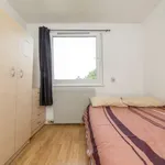 Rent a room of 50 m² in london