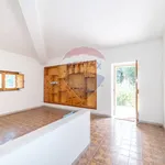 Rent 8 bedroom house of 230 m² in Nicolosi