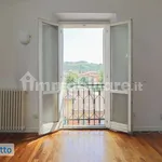 Affitto 3 camera appartamento di 80 m² in Bologna