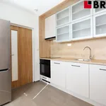 Pronajměte si 3 ložnic/e byt o rozloze 75 m² v Brno