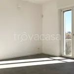 Rent 3 bedroom apartment of 90 m² in Milano