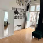 Rent a room of 120 m² in Berlin